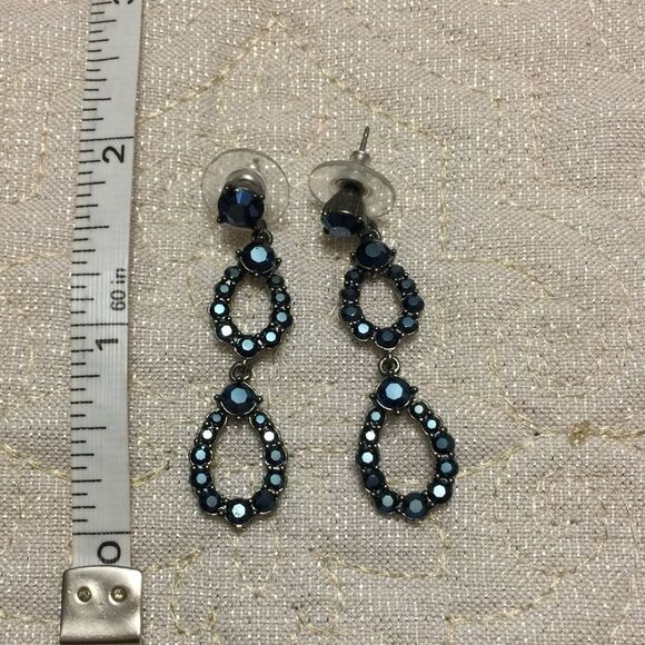 Cache earrings - Picture 4 of 6